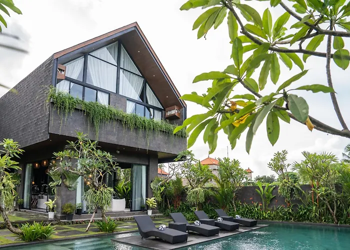 Senja Luxury 4*
